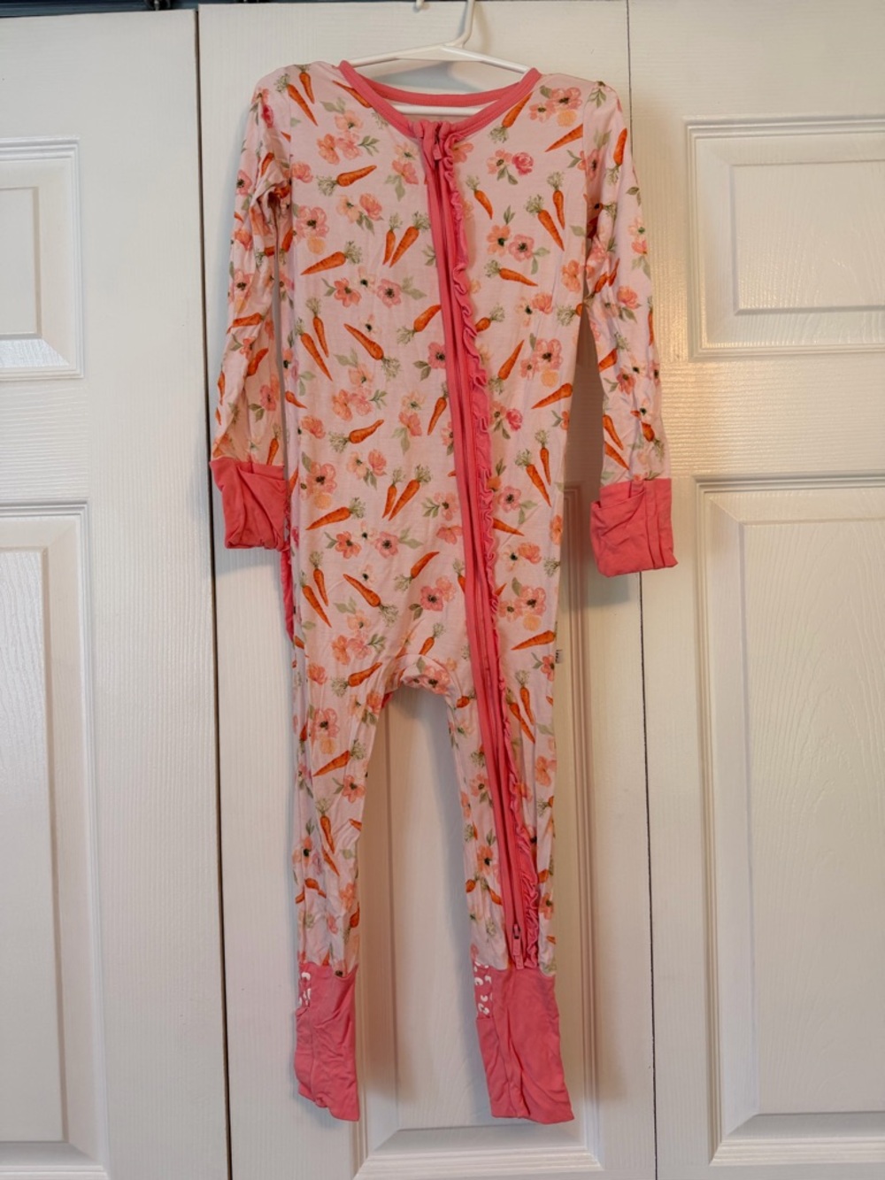 Laree + Co Bamboo Floral Carrot Print Kids One-Piece Zipper Pajamas